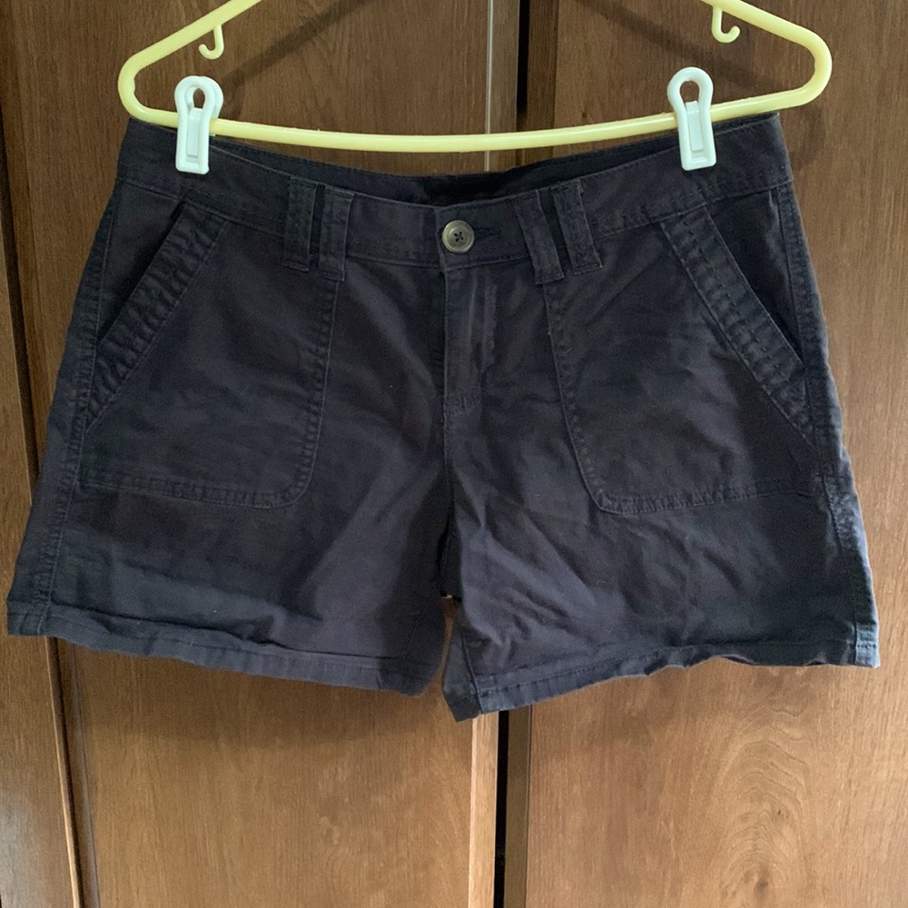 Maurices black jean shorts size 5/6